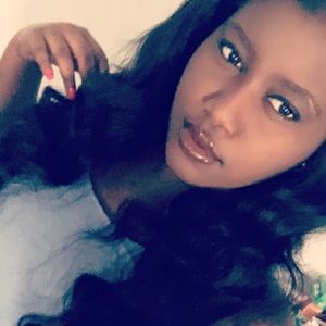 Meet your Posher, Jasmine